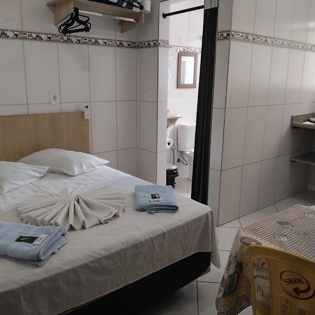 Pousada Soares Aparecida  Buitenkant foto