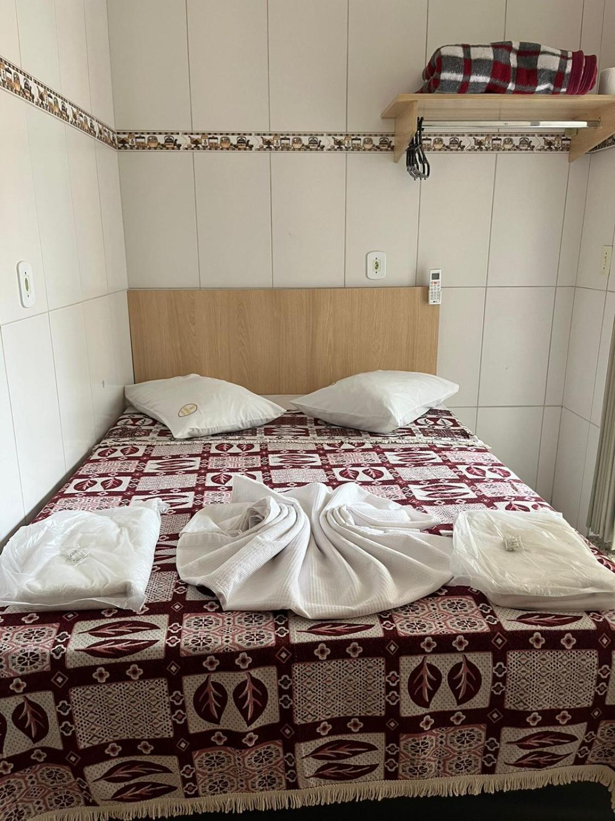 Pousada Soares Aparecida  Kamer foto